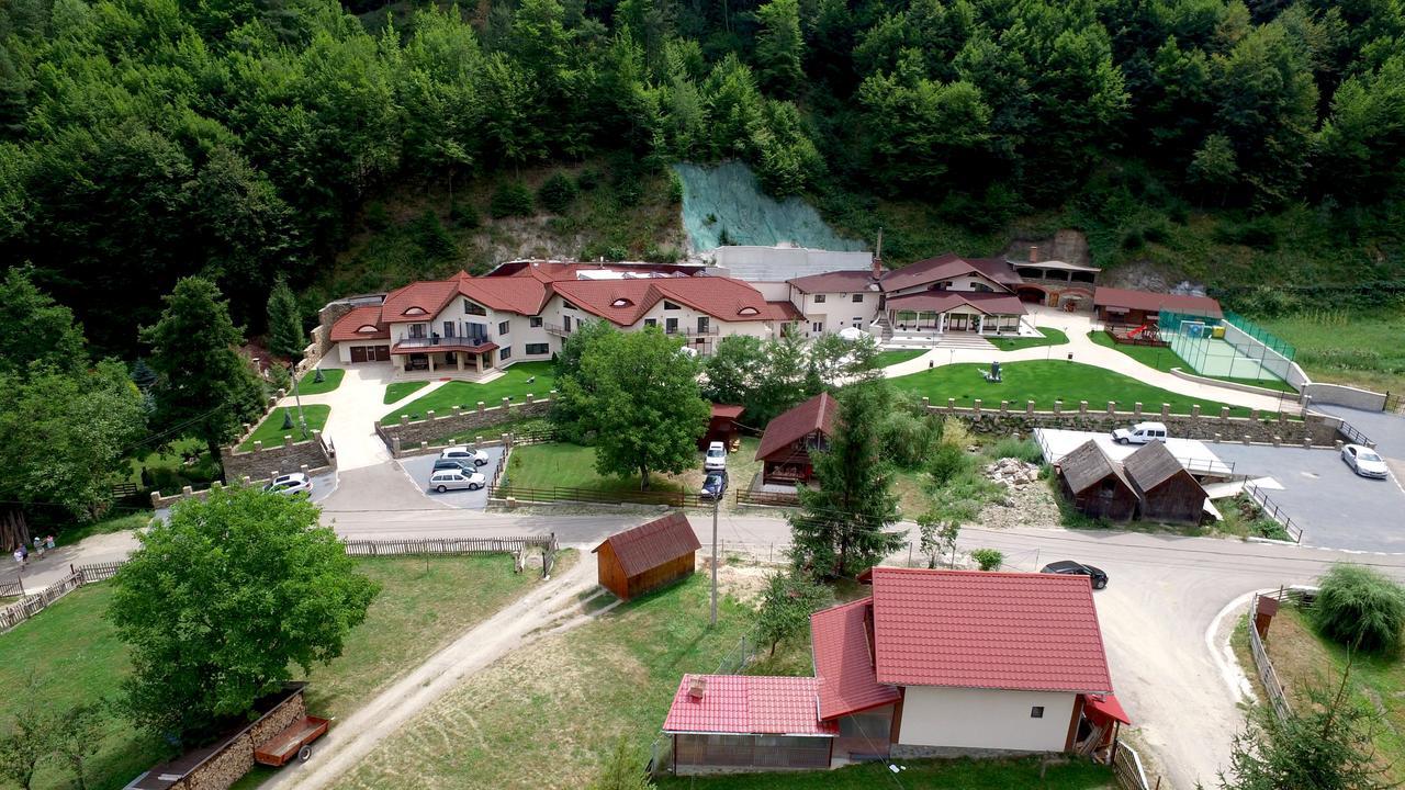 Pensiunea Perla Martiniei NSD Exterior foto