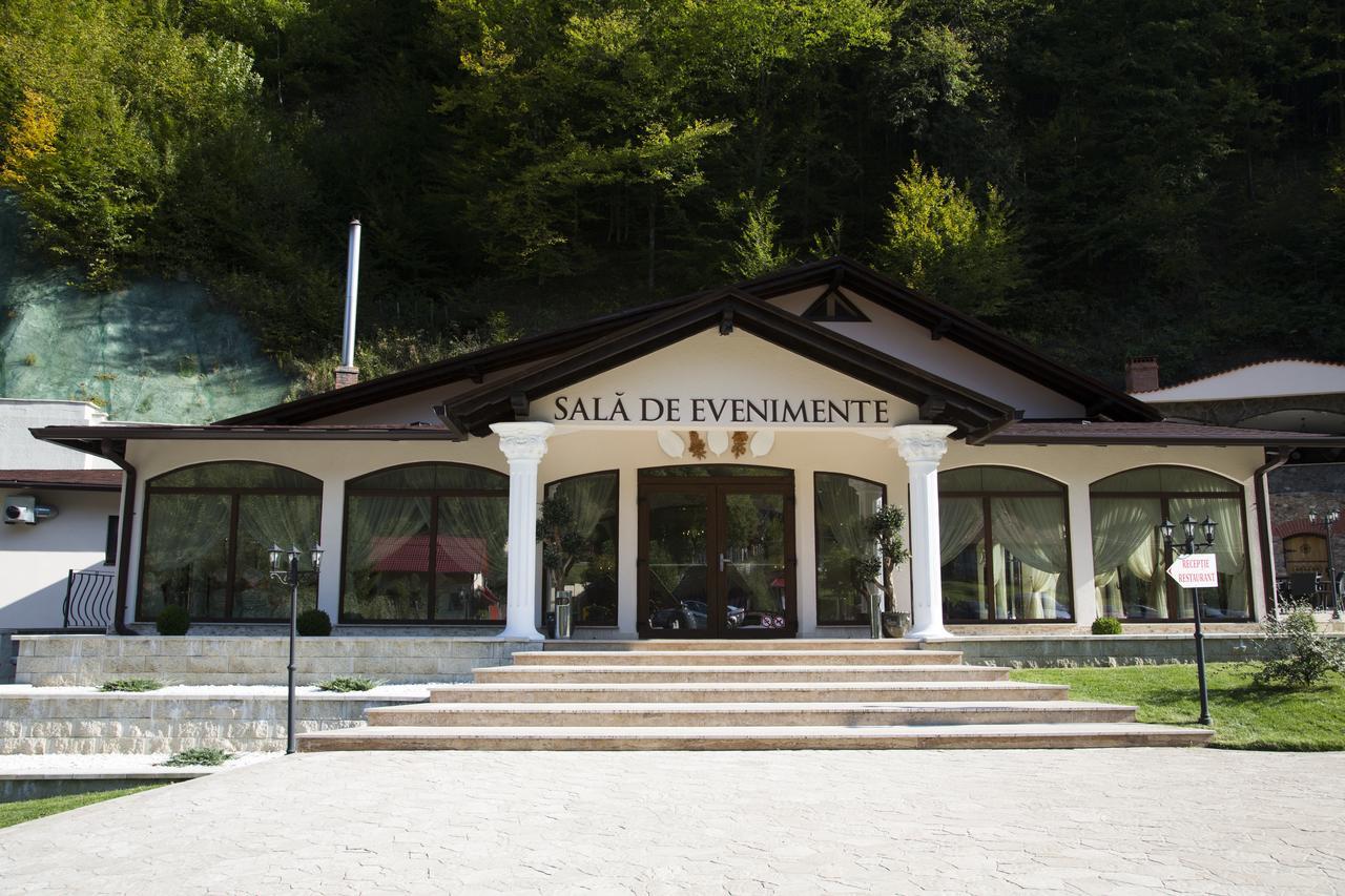 Pensiunea Perla Martiniei NSD Exterior foto