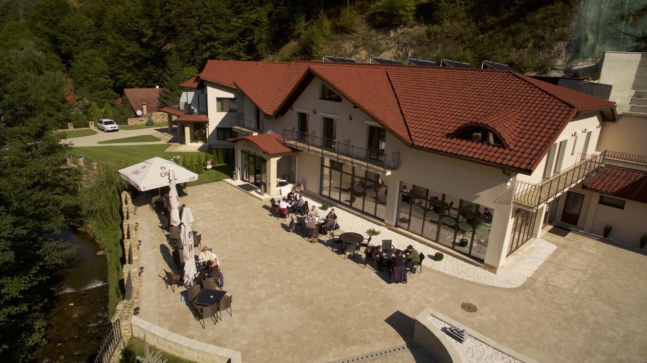 Pensiunea Perla Martiniei NSD Exterior foto